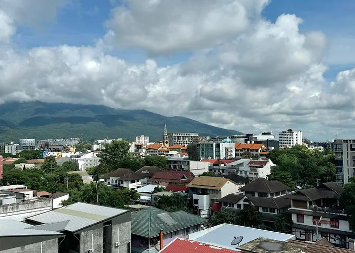 Charm Suite Nimman With Rooftop